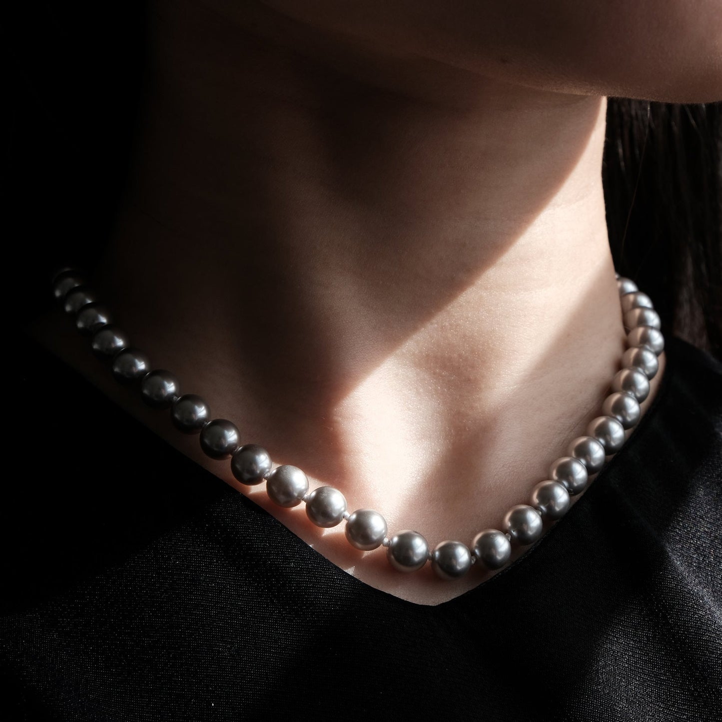 Pearl Choker Necklaces | 8mm Pearl in 3 Colours