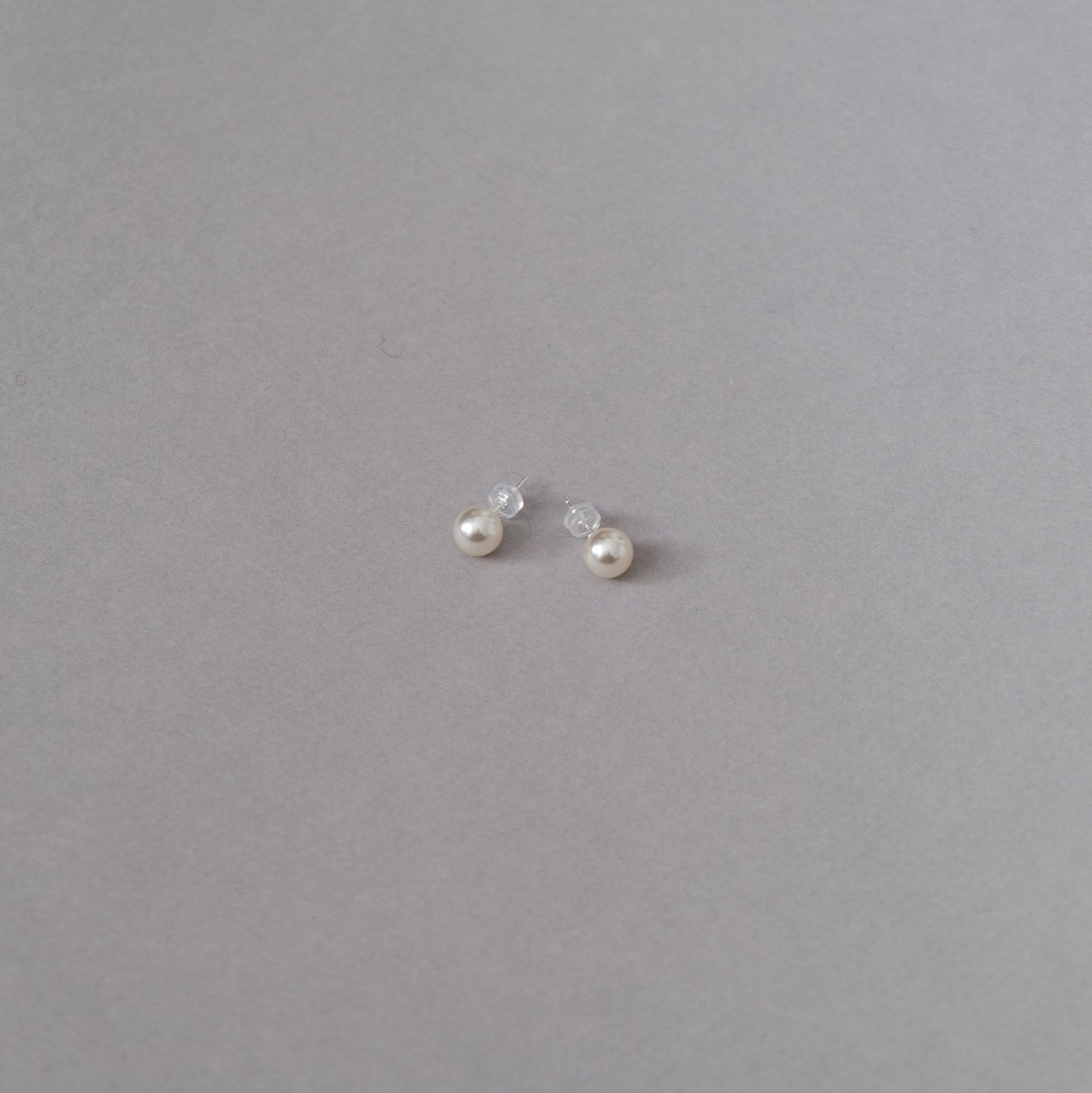 Pearl Classic Earrings | 8mm Pearl in 3 Colours